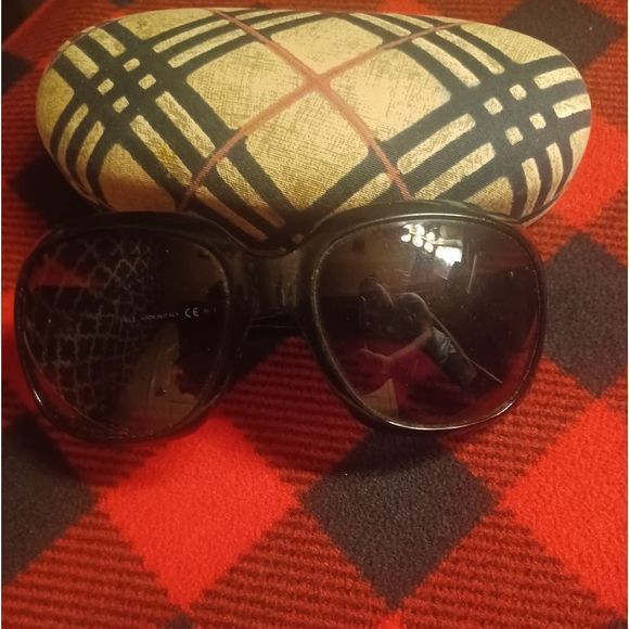 Well Worn Gucci Sunglasses main image 6